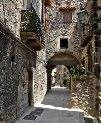 Palazzo Massa * Pacentro